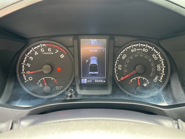 Used 2022 Toyota Tacoma SR w/ SR Convenience Package RWD image 31