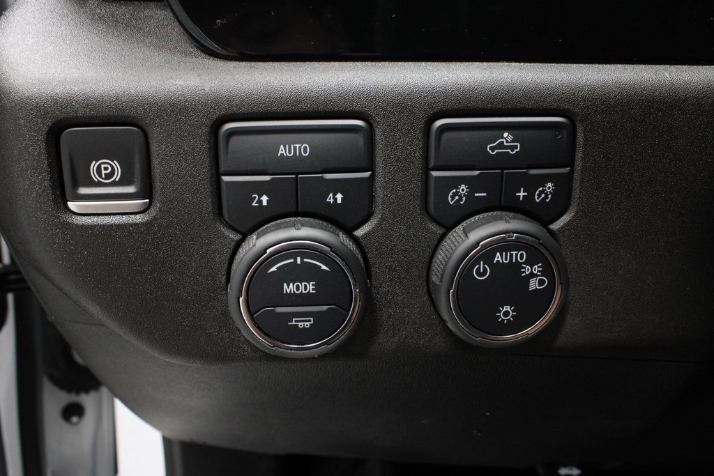 Used 2024 Chevrolet Silverado 1500 LT image 27