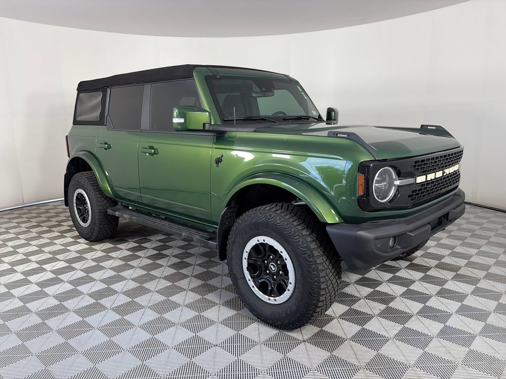 Certified 2023 Ford Bronco Outer Banks AWD/4WD image 1