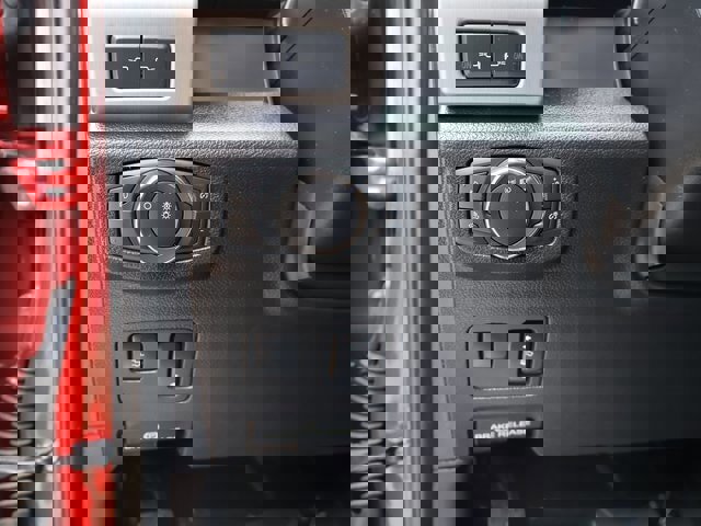 Certified 2020 Ford F450 Platinum w/ FX4 Off-Road Package image 26