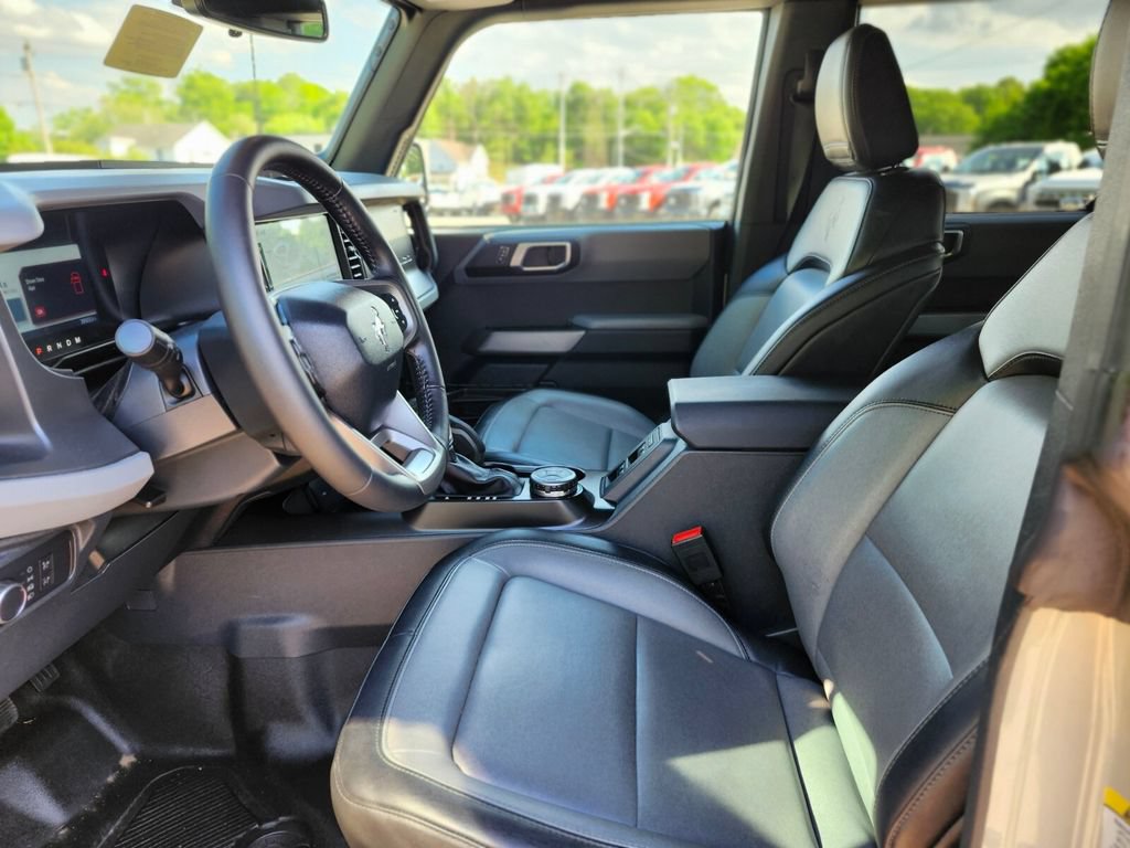 Certified 2022 Ford Bronco Everglades AWD/4WD image 17