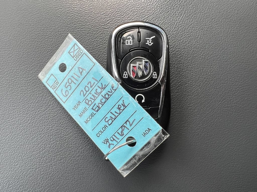 Used 2021 Buick Enclave Premium w/ Sun and Sites Package AWD/4WD image 35