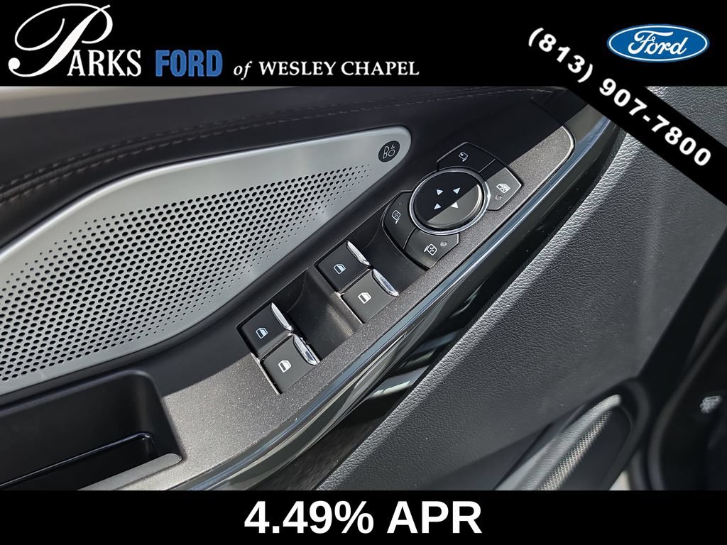 Certified 2022 Ford Explorer Platinum w/ Equipment Group 601A AWD/4WD image 19
