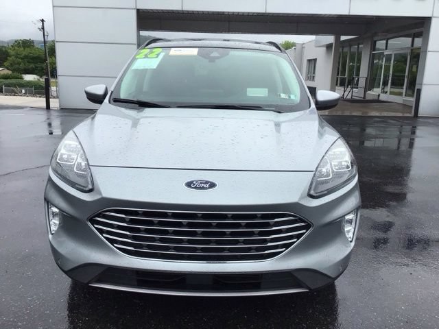 Certified 2022 Ford Escape Titanium w/ Titanium Elite Package AWD/4WD image 3