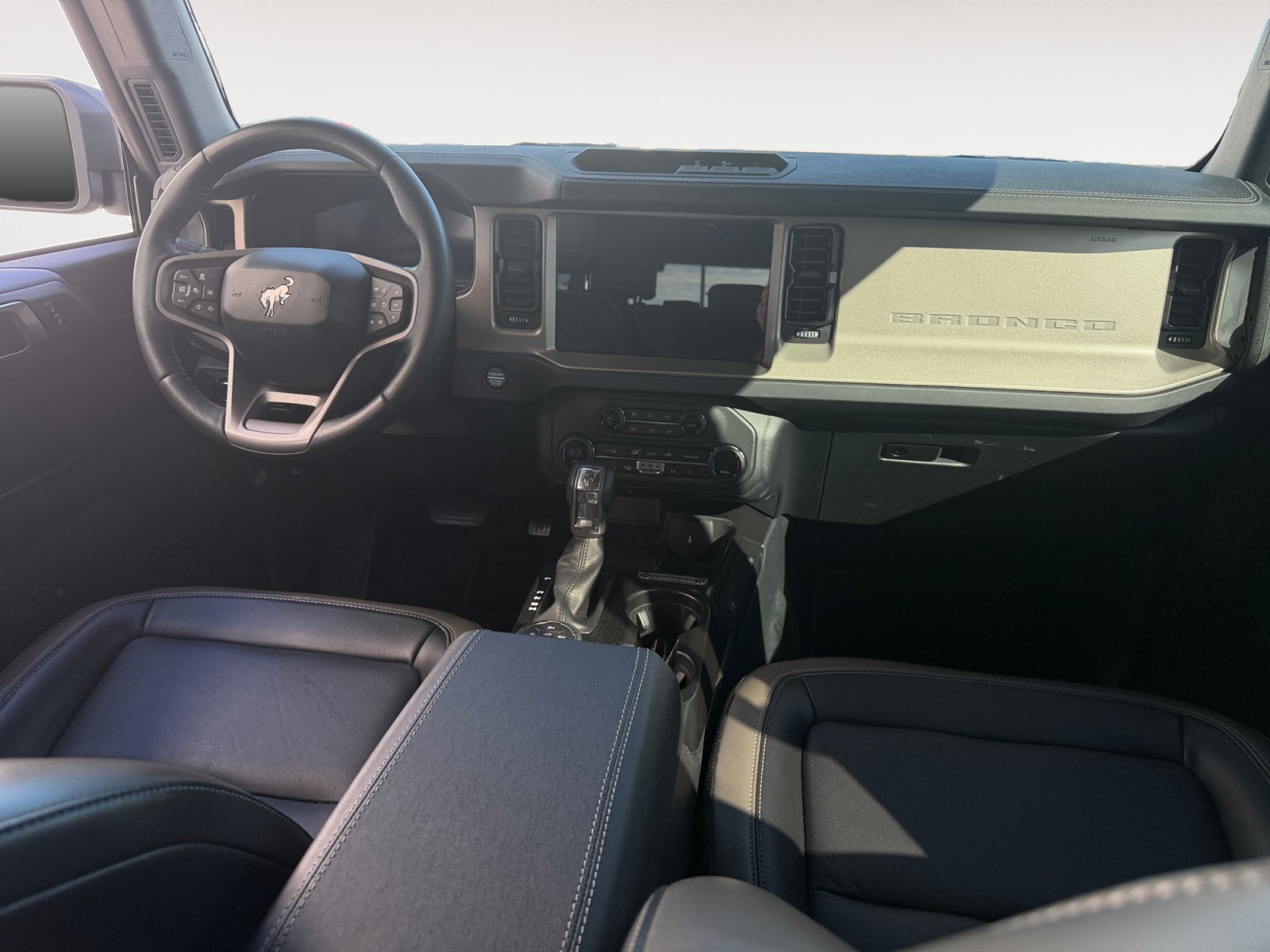 Certified 2025 Ford Bronco Outer Banks AWD/4WD image 10