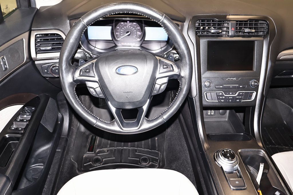 Certified 2019 Ford Fusion SE w/ Equipment Group 151A image 25