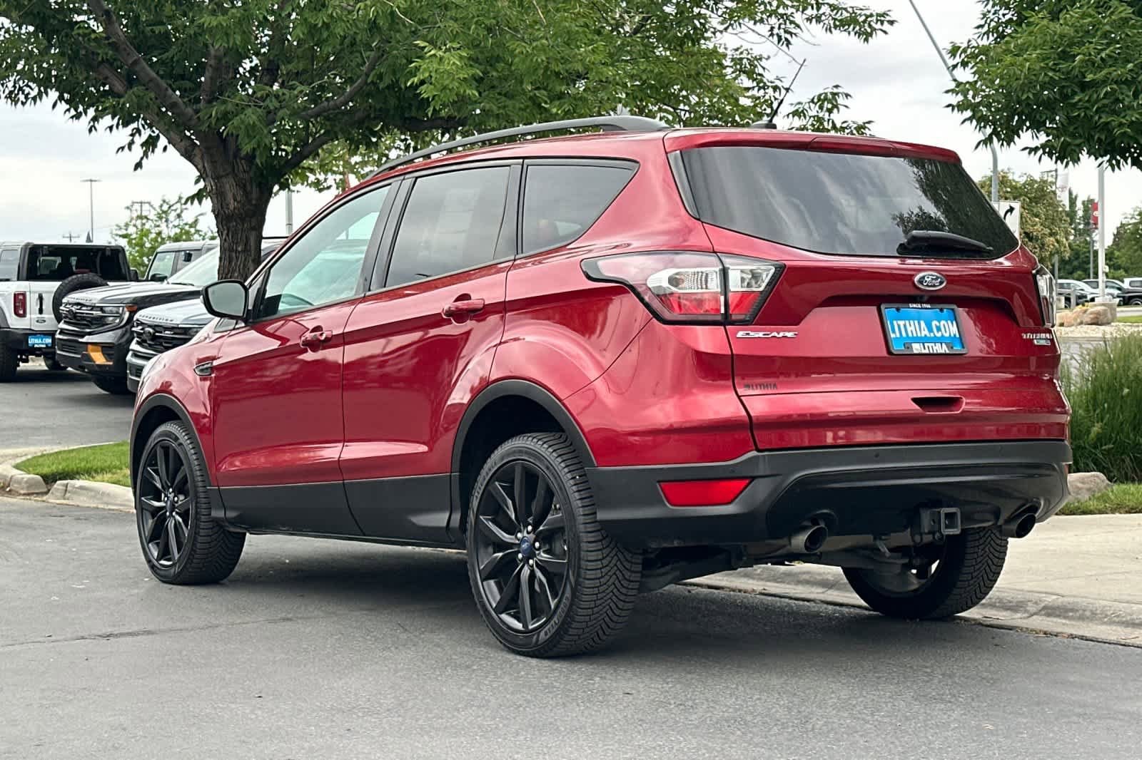 Certified 2017 Ford Escape Titanium AWD/4WD image 6