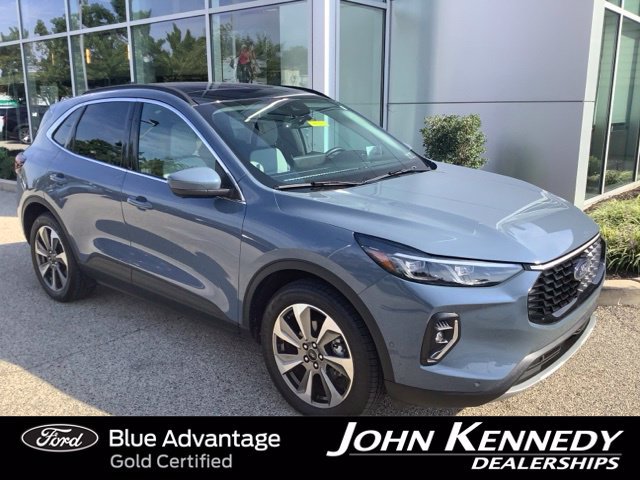 Certified 2023 Ford Escape Platinum w/ Premium Technology Package