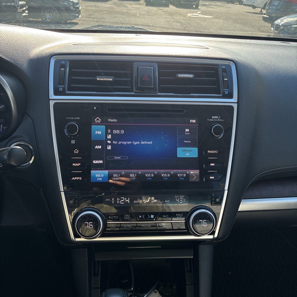 Used 2019 Subaru Outback 2.5i Limited w/ Popular Package #2 image 4