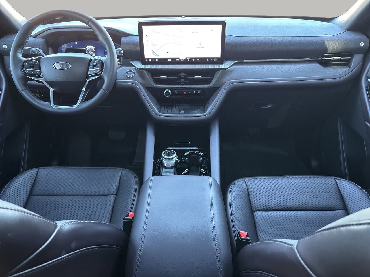 Certified 2025 Ford Explorer Platinum w/ Ultimate Package image 14