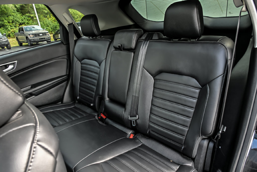 Certified 2023 Ford Edge SEL w/ Convenience Package AWD/4WD image 15