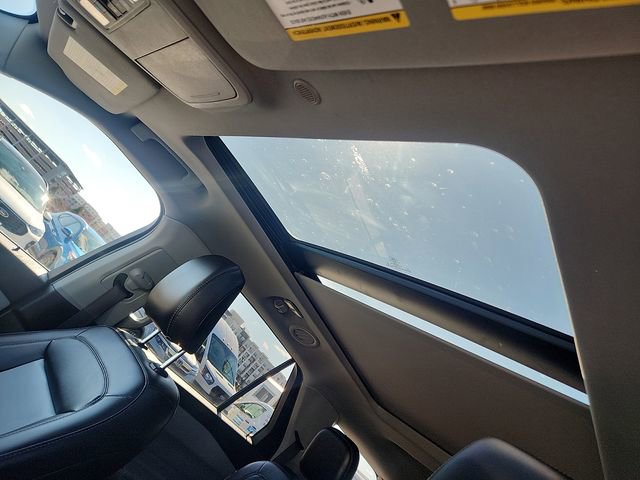 Certified 2022 Ford Explorer XLT w/ Equipment Group 202A image 21