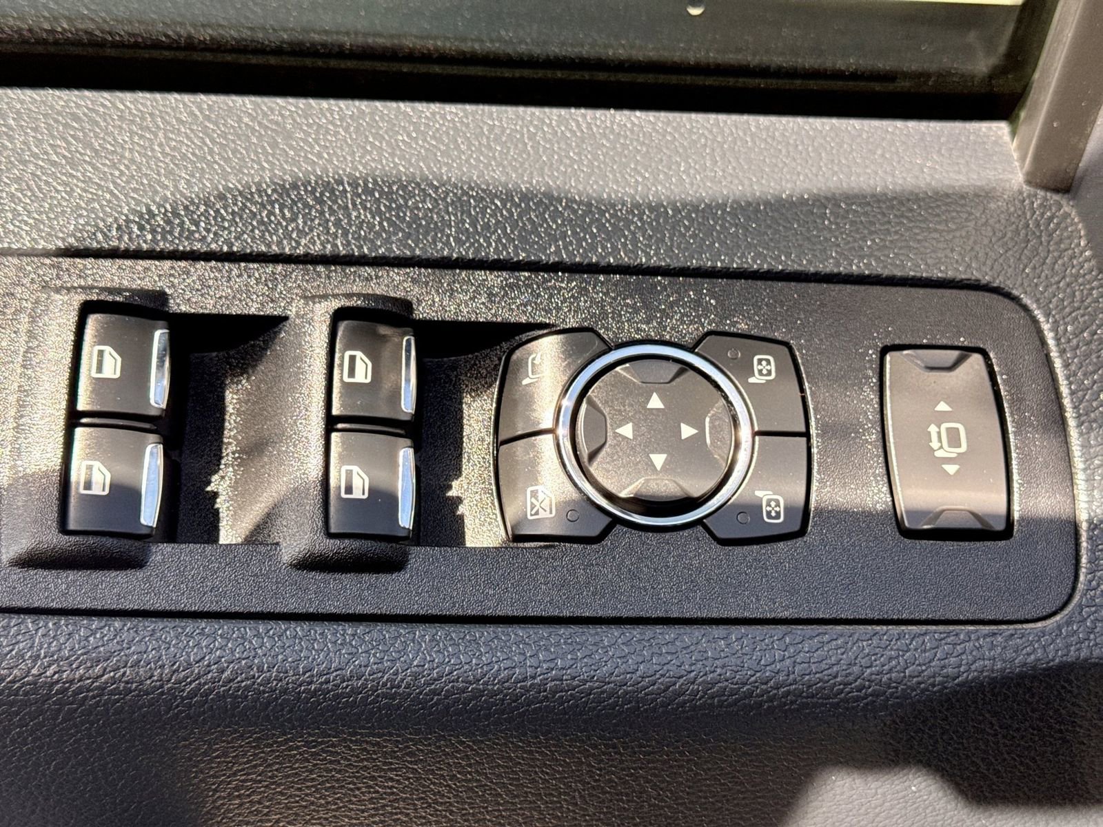 Certified 2022 Ford F250 Lariat w/ Tremor Off-Road Package AWD/4WD image 22