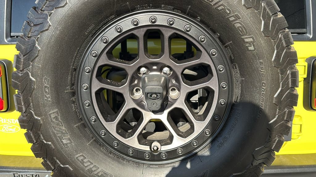 Used 2023 Jeep Wrangler Unlimited Rubicon w/ Xtreme 35 Tire Package image 10