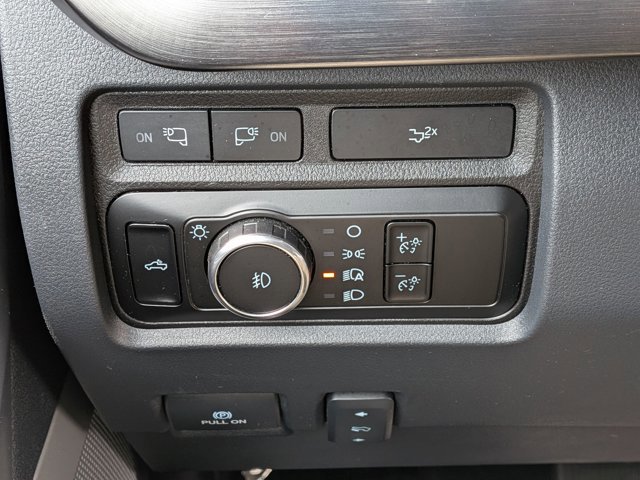 Certified 2023 Ford F250 Lariat w/ Lariat Ultimate Package image 19