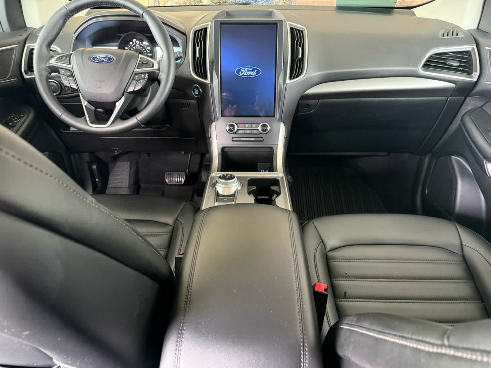 Certified 2024 Ford Edge SEL w/ Convenience Package AWD/4WD image 18