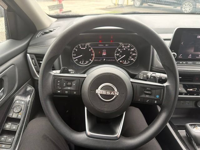 Used 2024 Nissan Rogue SV AWD/4WD image 14
