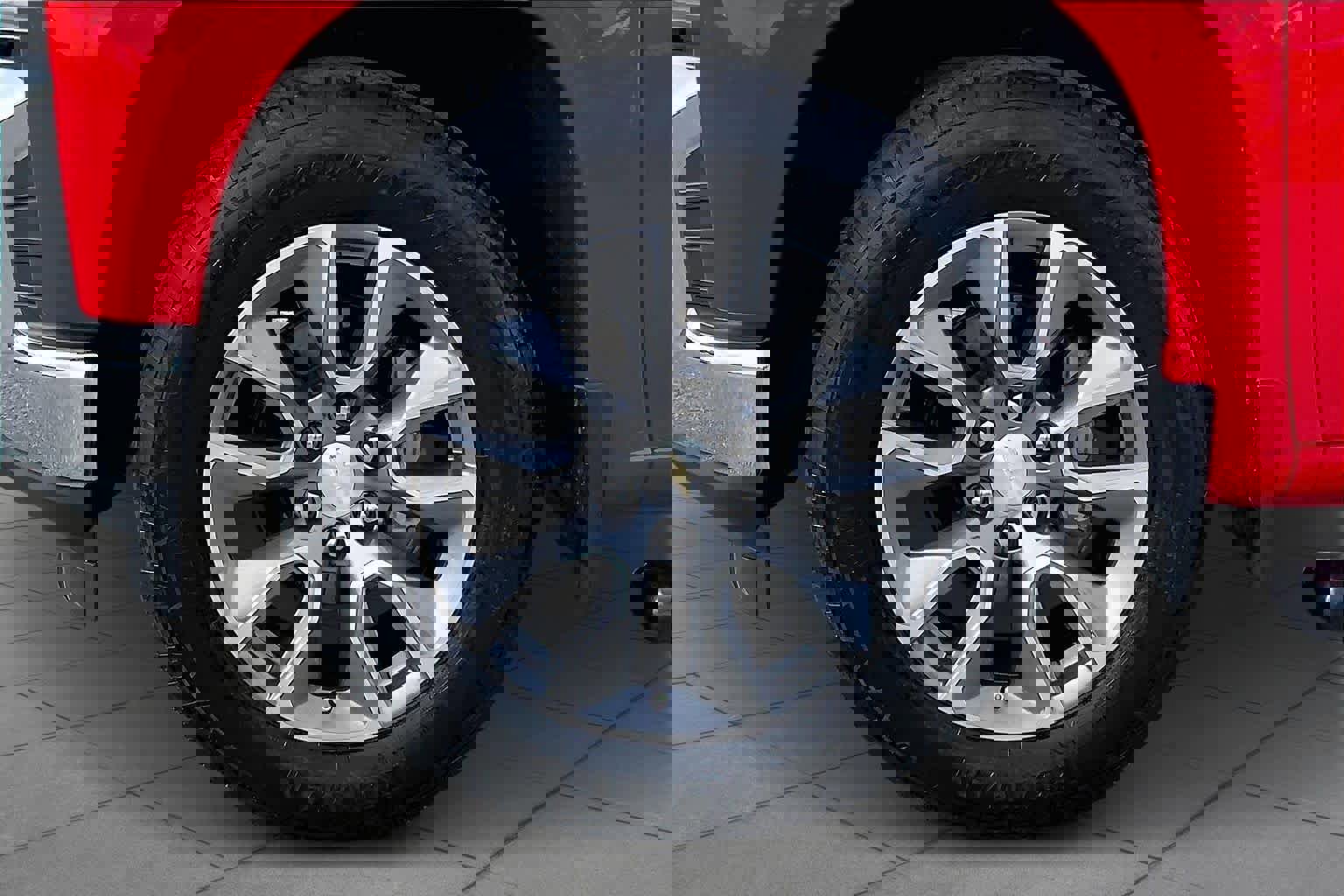 Used 2020 Chevrolet Silverado 1500 LT w/ Texas Edition image 13