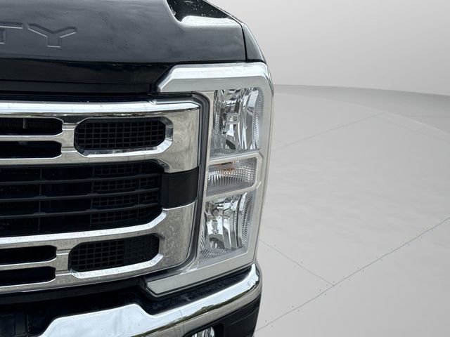 Certified 2024 Ford F350 XLT AWD/4WD image 15