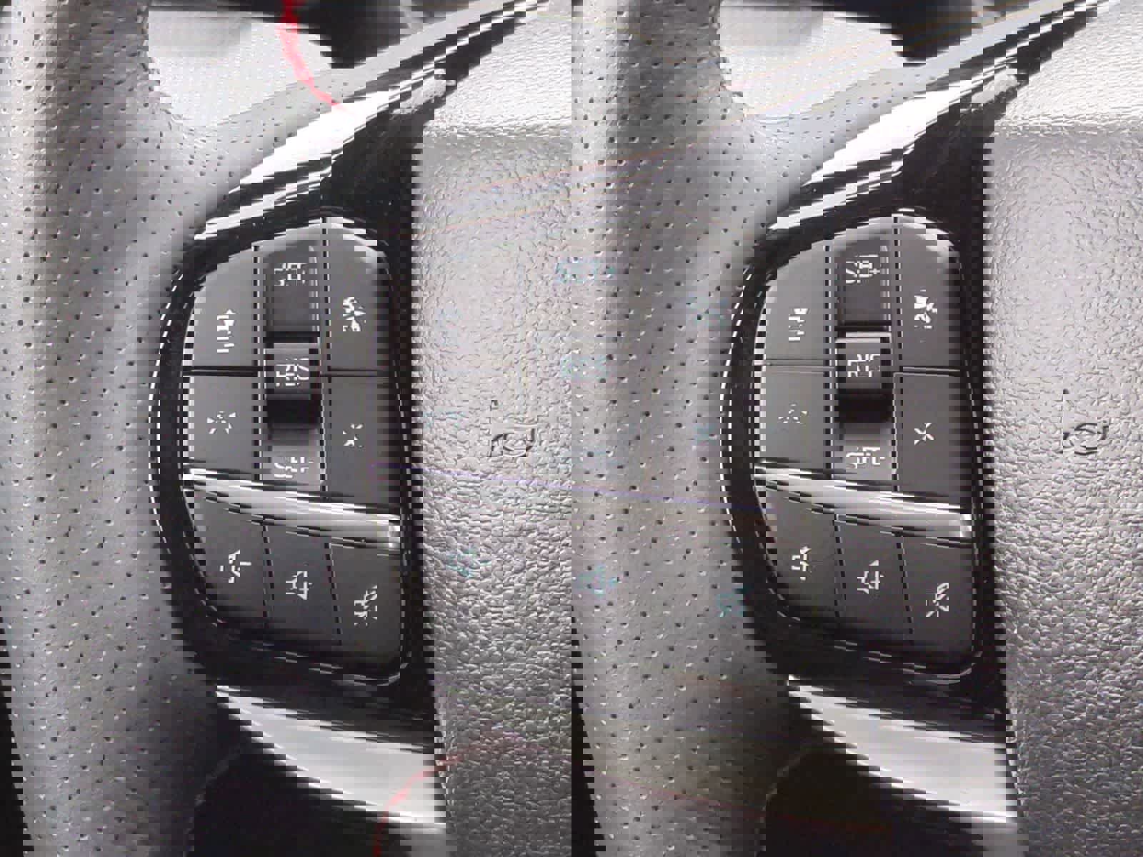 Certified 2025 Ford Explorer ST-Line w/ Premium Package image 25