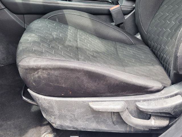 Used 2022 Nissan Kicks SV FWD image 25