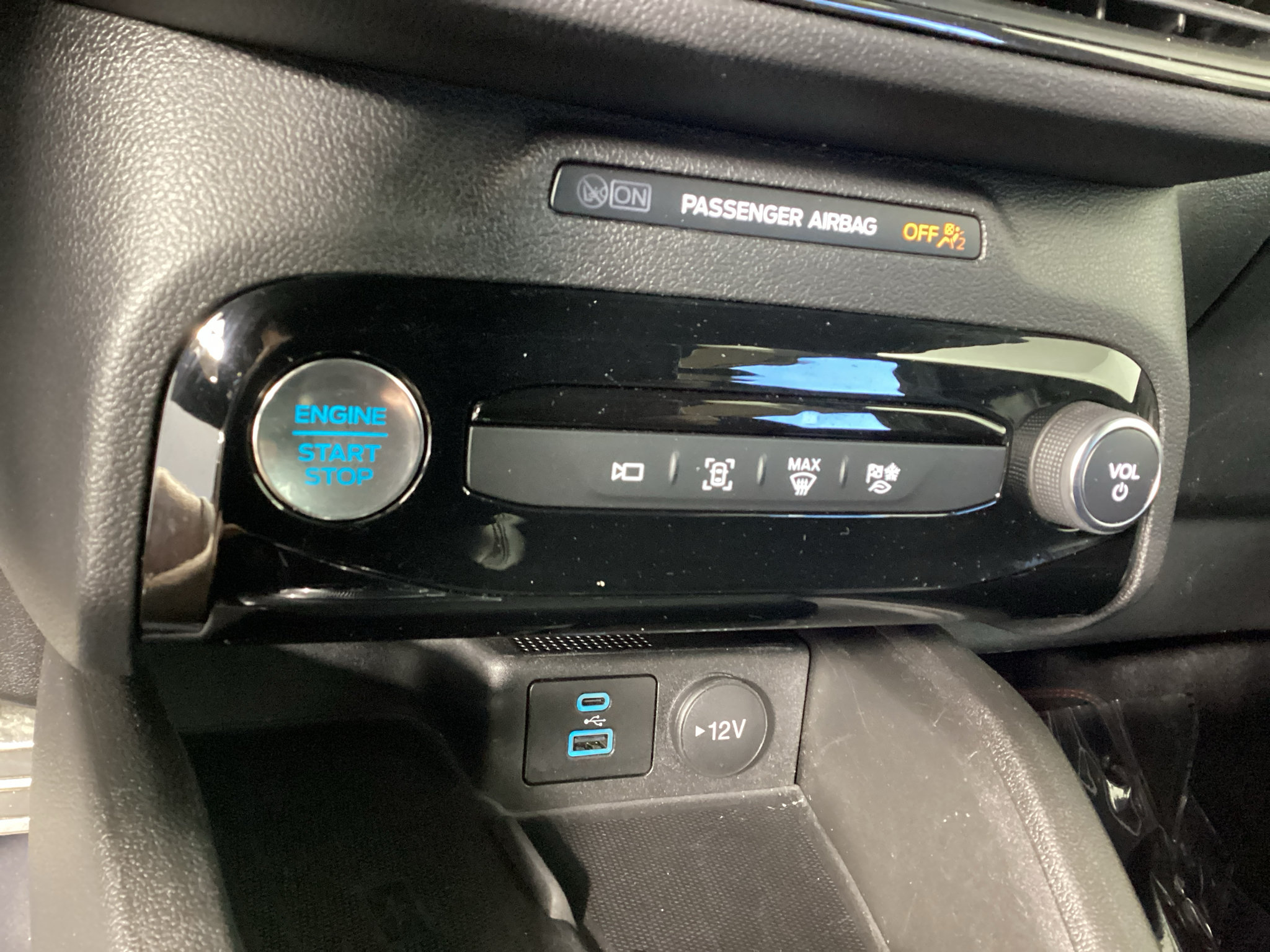 Certified 2023 Ford Escape ST-Line Select w/ Tech Pack #2 AWD/4WD image 27