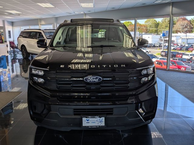 Certified 2026 Ford Expedition Active AWD/4WD image 7