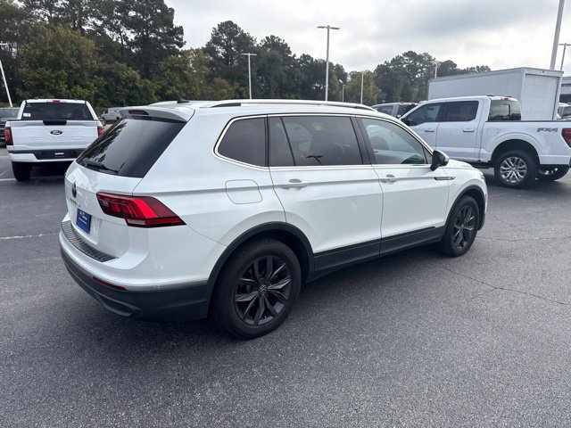 Used 2023 Volkswagen Tiguan SE FWD image 3
