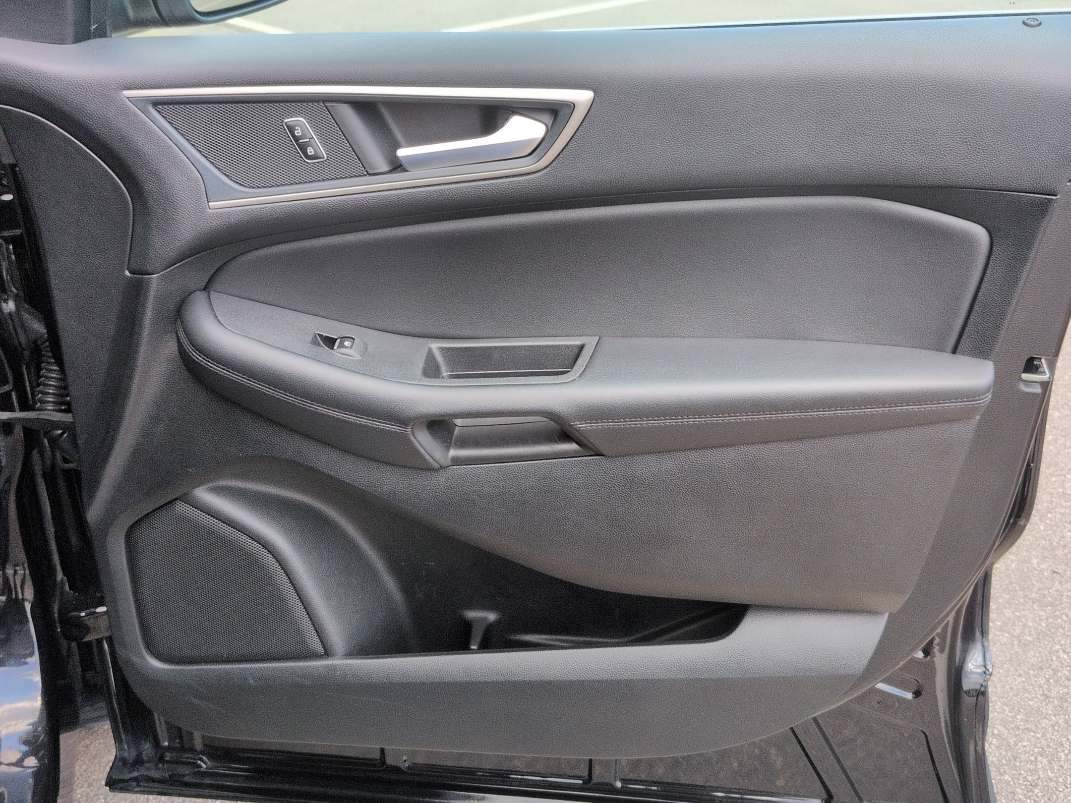 Certified 2024 Ford Edge SEL AWD/4WD image 33