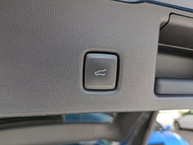 Certified 2020 Ford Escape SEL image 19