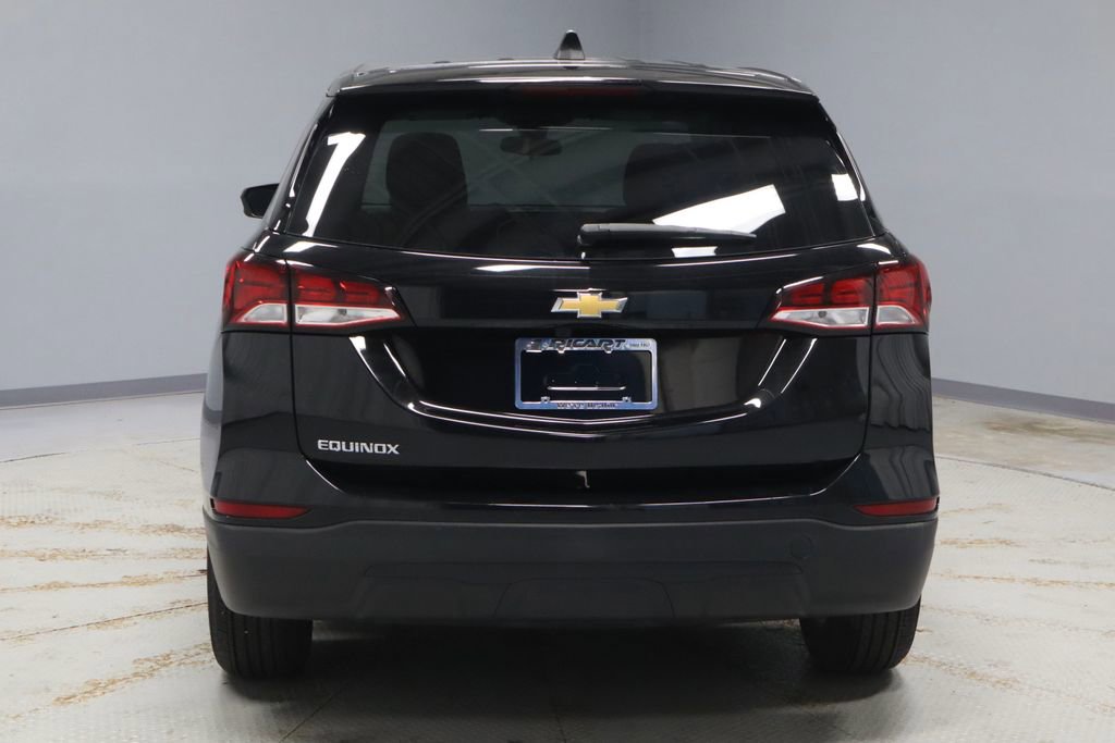Used 2024 Chevrolet Equinox LS w/ LS Convenience Package FWD image 9