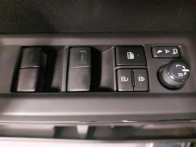 Used 2023 Toyota Tundra Limited AWD/4WD image 28