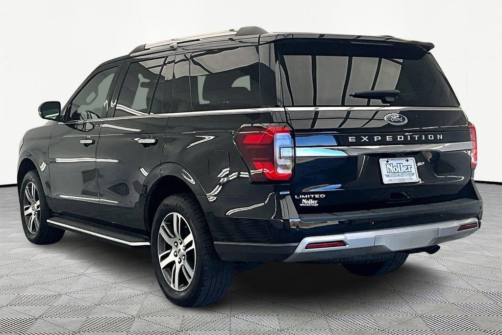Certified 2022 Ford Expedition Limited image 2