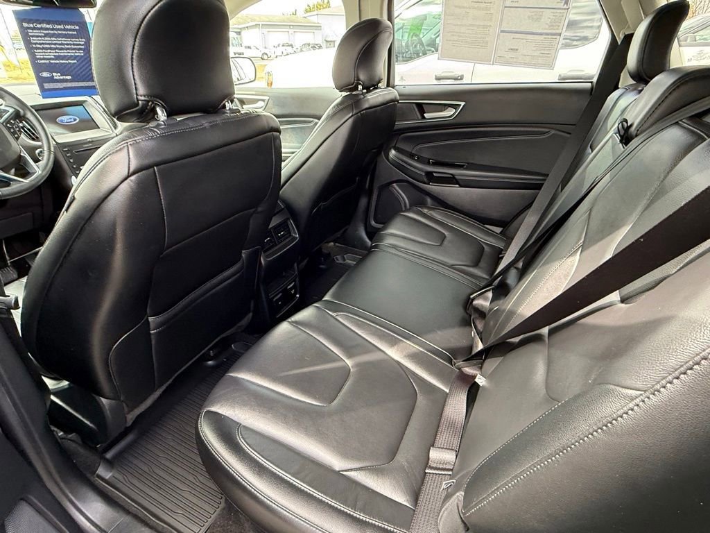Certified 2019 Ford Edge Titanium w/ Cold Weather Package image 17