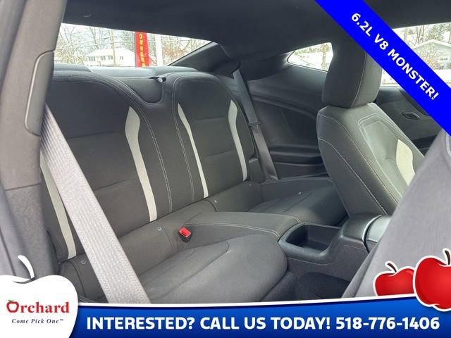 Used 2021 Chevrolet Camaro LT w/ Technology Package image 12