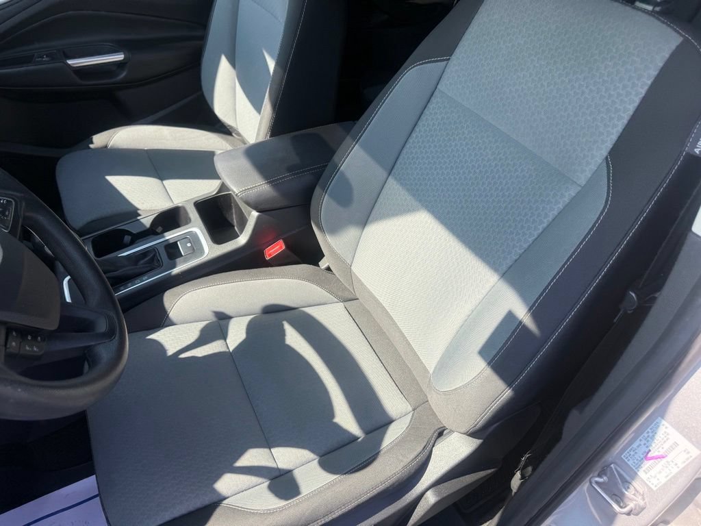 Certified 2018 Ford Escape SE w/ SE Sync 3 Package FWD image 16