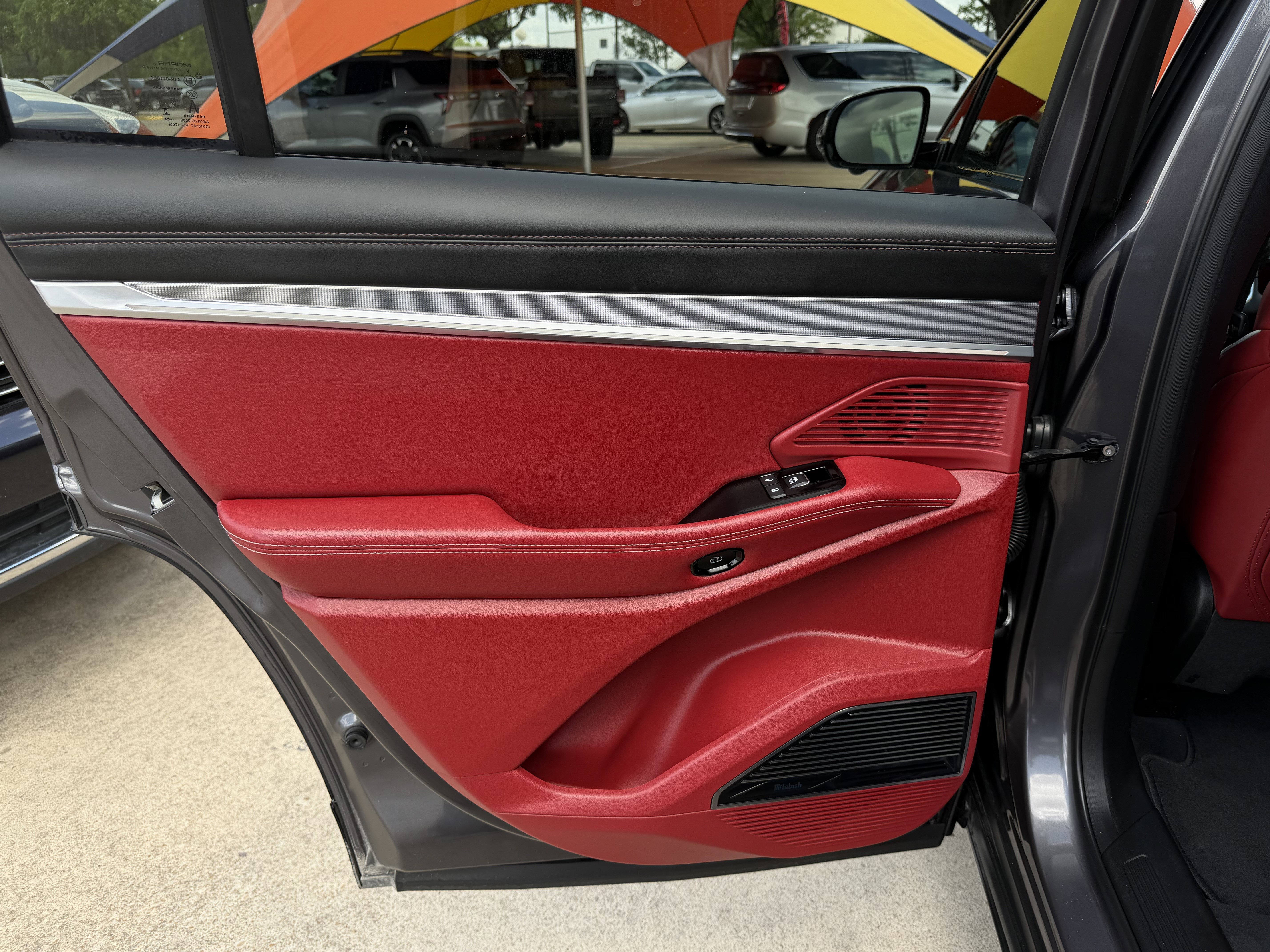 Used 2024 Jeep Wagoneer Launch Edition image 17