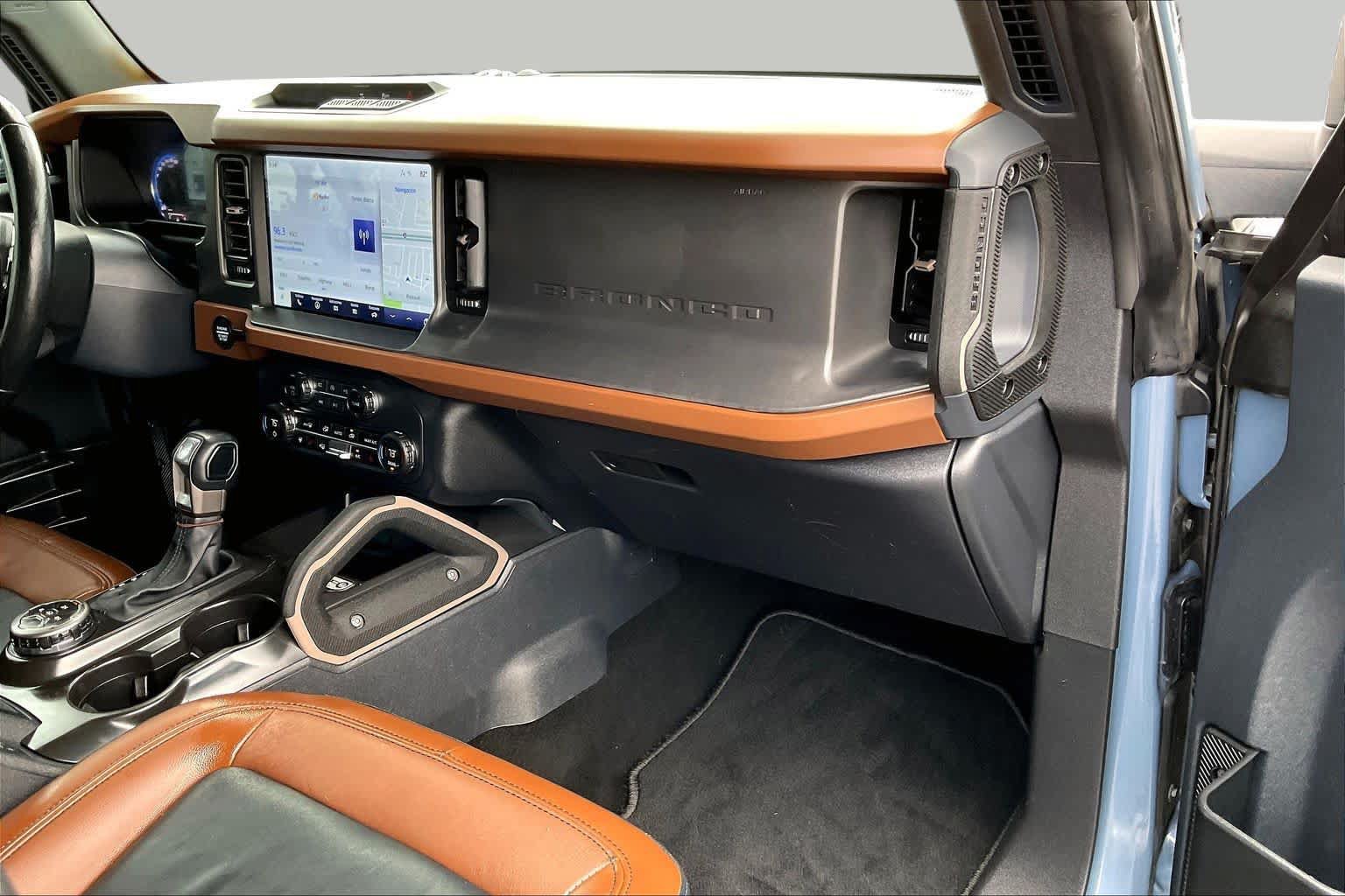 Certified 2024 Ford Bronco Outer Banks AWD/4WD image 17