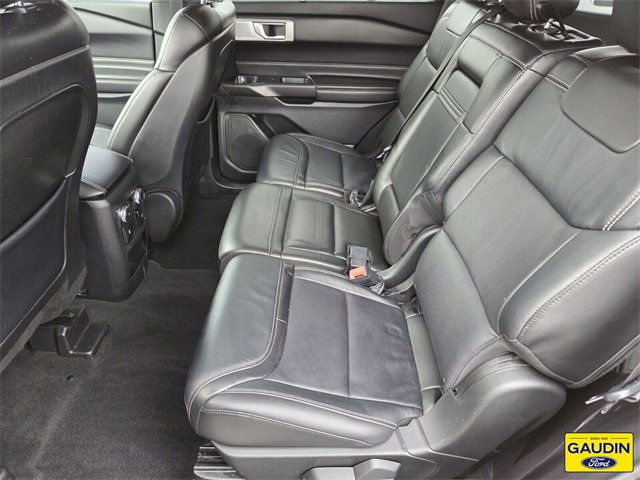 Certified 2020 Ford Explorer ST w/ ST Street Pack image 12