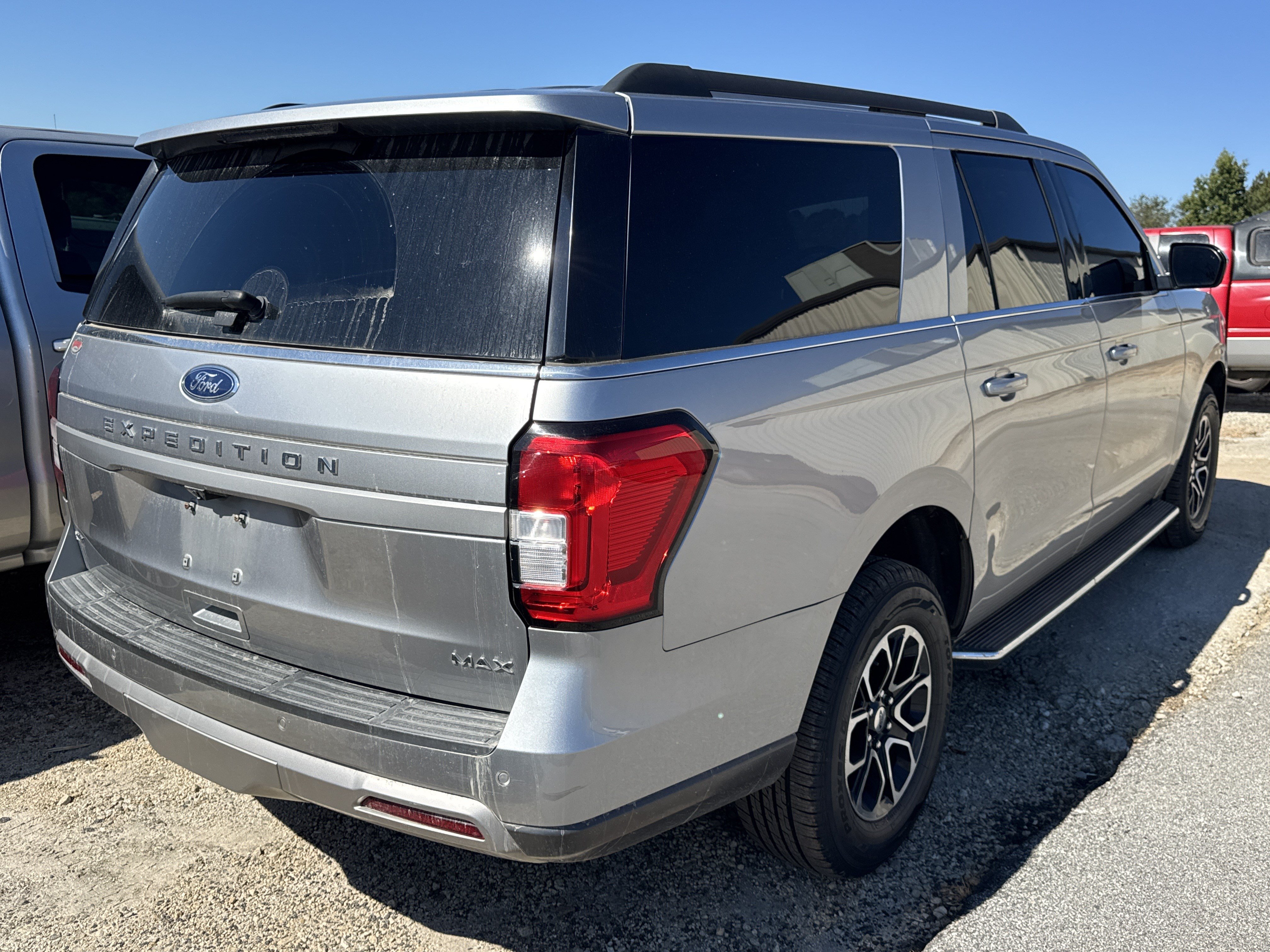 Certified 2022 Ford Expedition Max XLT RWD image 5