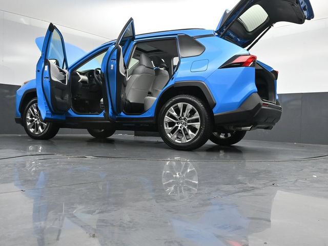 Used 2021 Toyota RAV4 XLE Premium AWD/4WD image 56