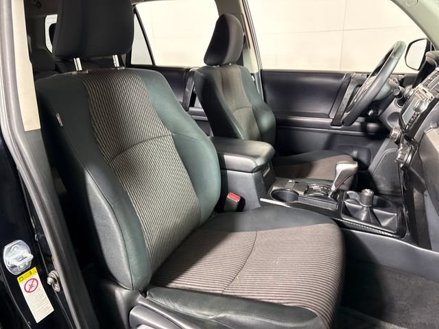 Used 2017 Toyota 4Runner TRD Off-Road AWD/4WD image 14