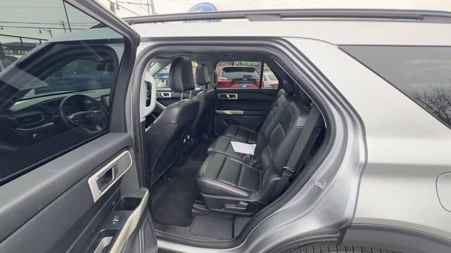Certified 2021 Ford Explorer XLT w/ Equipment Group 202A image 21