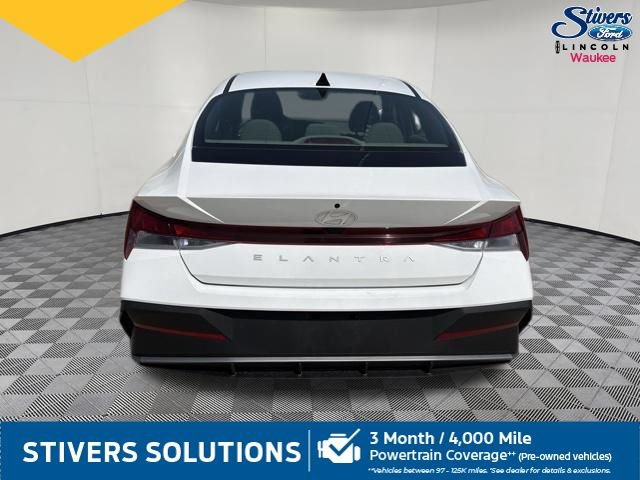 Used 2024 Hyundai Elantra SEL FWD image 7