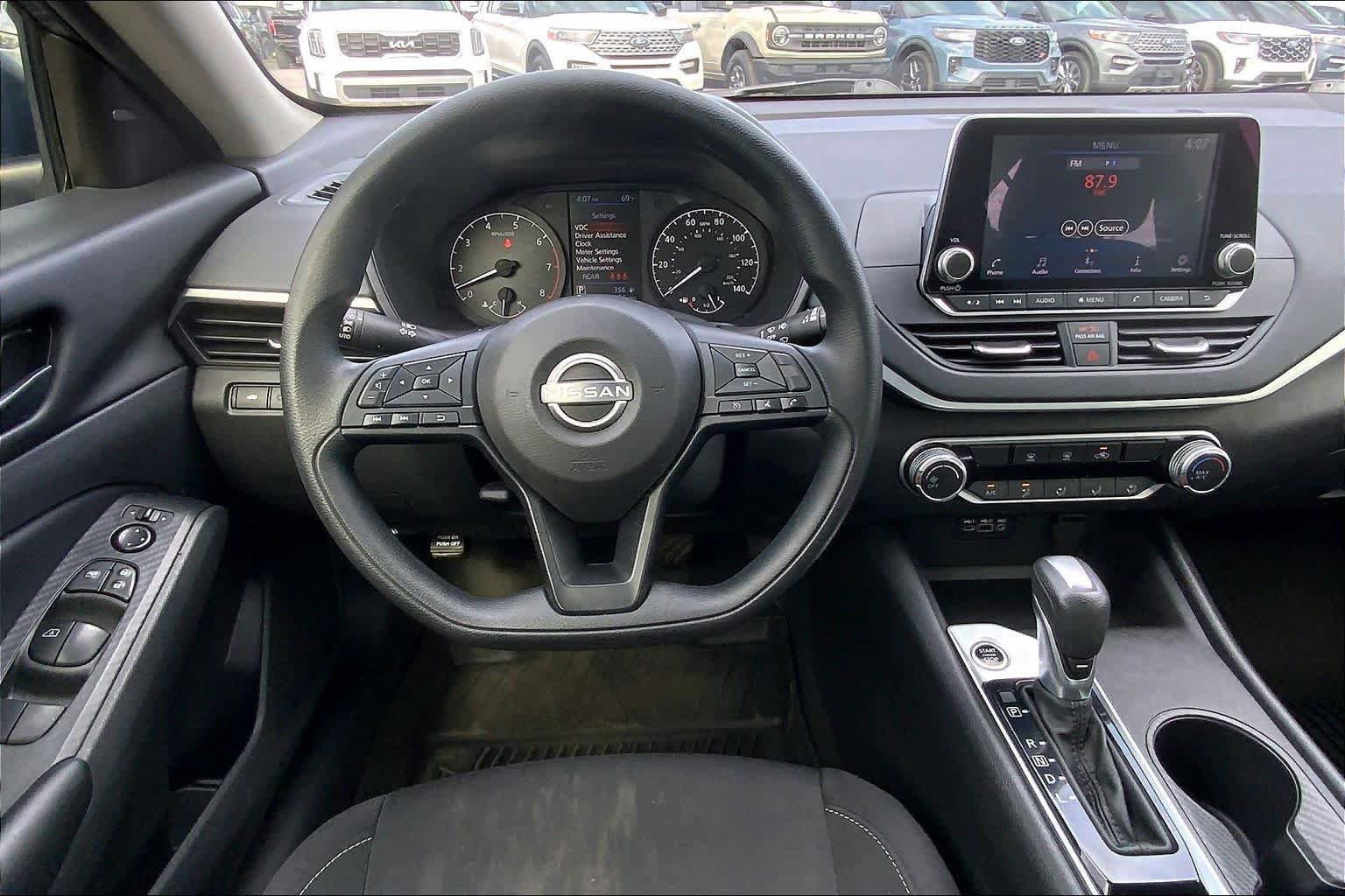 Used 2025 Nissan Altima 2.5 S FWD image 6