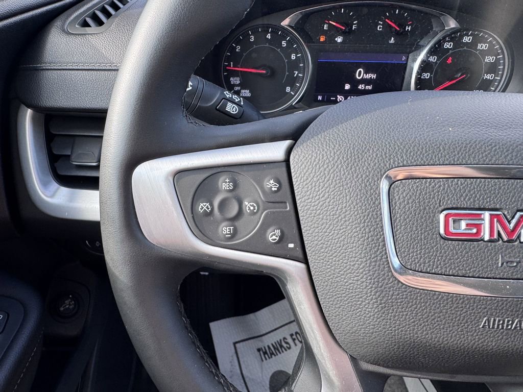 Used 2023 GMC Terrain SLT image 13