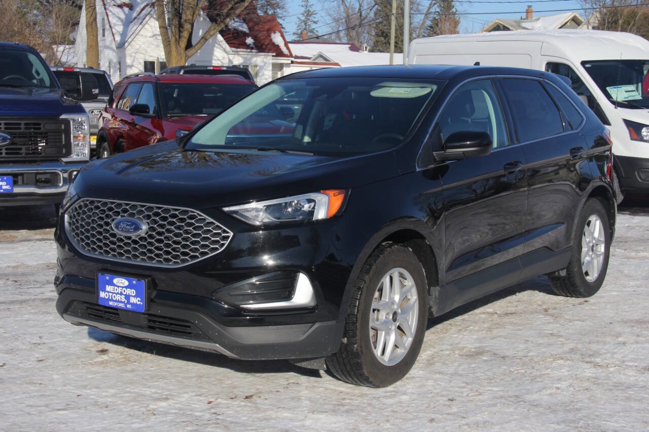 Certified 2024 Ford Edge SEL image 9