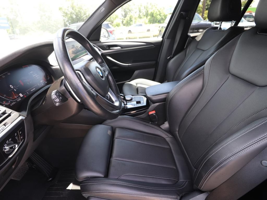 Used 2024 BMW X3 xDrive30i AWD/4WD image 2