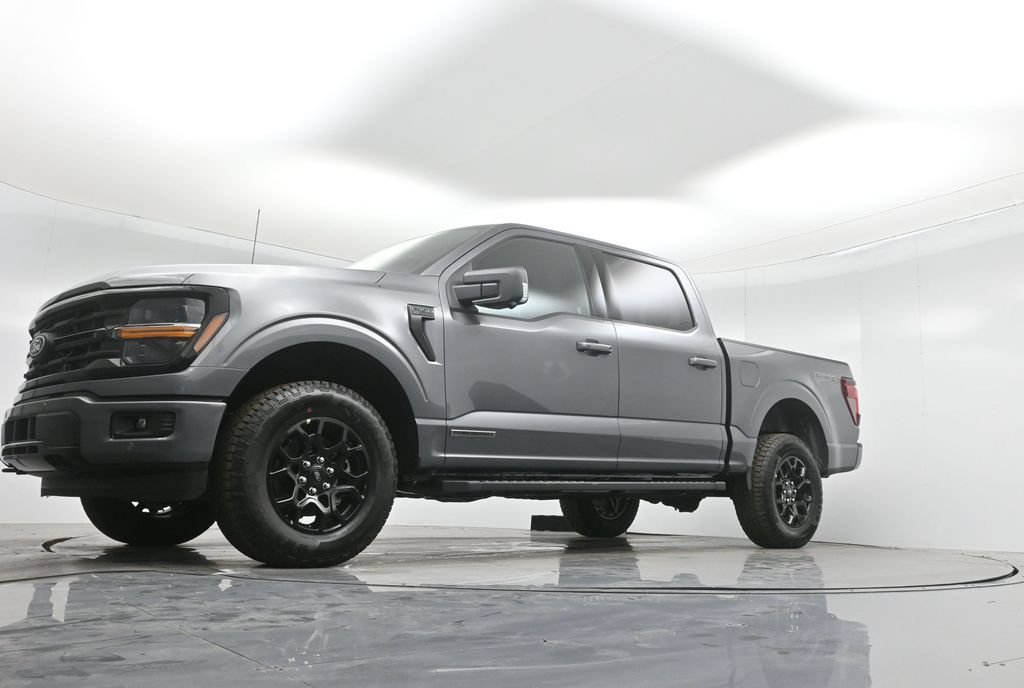 Certified 2025 Ford F150 XLT w/ Equipment Group 302A MID AWD/4WD image 46