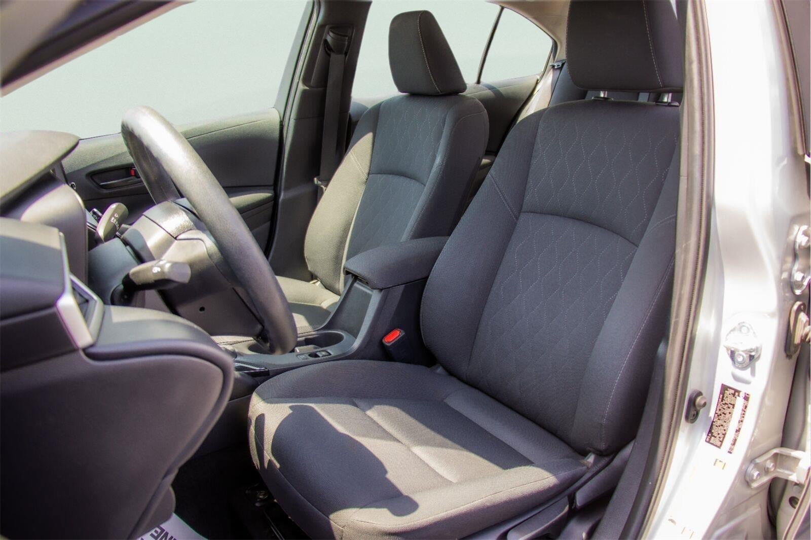 Used 2024 Toyota Corolla LE FWD image 8
